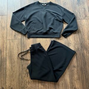 SPANX AirEssentials Wide Leg Pant & Crewneck Sweater SET! XS